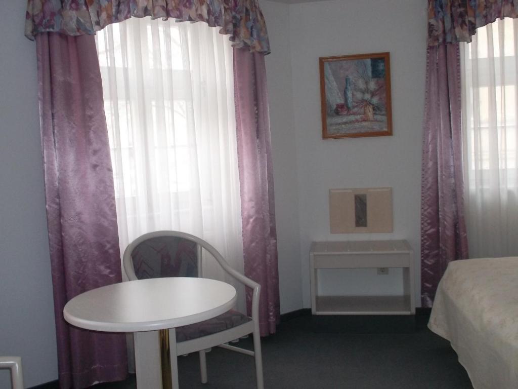 Hotel Am Seetor Angermunde Quarto foto